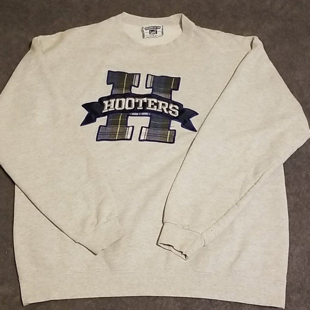 Womens Hooters Sweat Shirt (L)